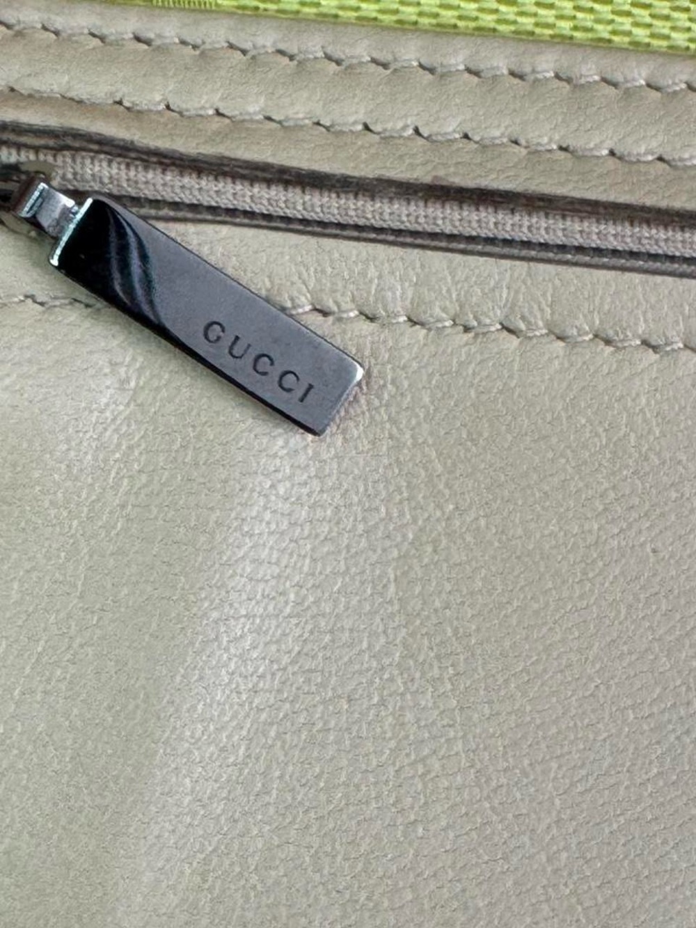 Gucci Neon Yellow GG Canvas Wallet - Picture 8 of 8